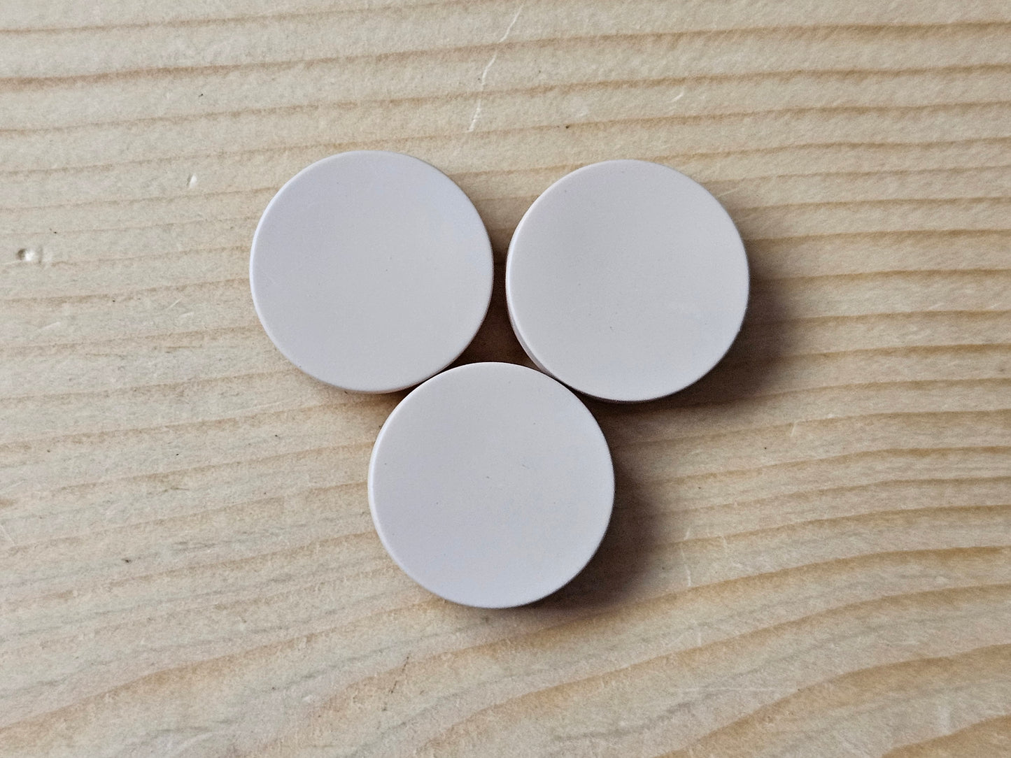 RESIN SHANK Toasted Oatmeal / 21mm - 4 buttons / Resin Shank Buttons / Sewing Buttons