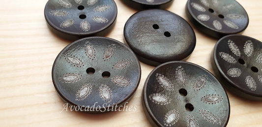 8-PETAL FLORAL / 30mm - 4 buttons / Wooden Buttons / Sewing