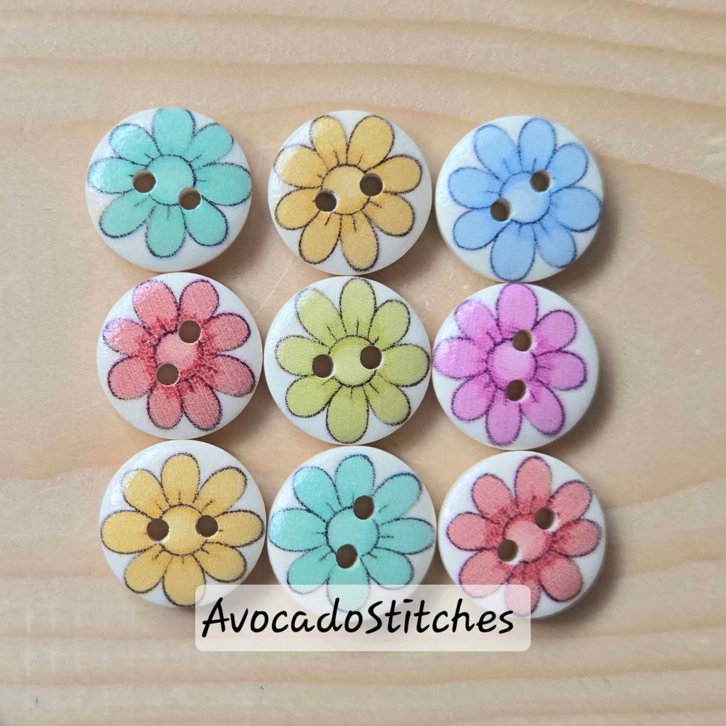 8 PETALS / 15mm - 8 buttons / Wooden Buttons / Sewing Buttons