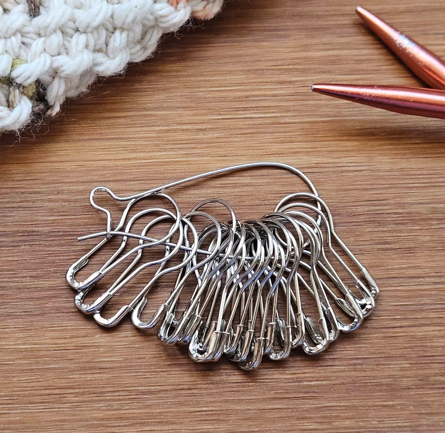 VINTAGE BULB PINS / 40 pcs / Removable Stitch Markers / Crochet Knitting Stitch Markers / Notions