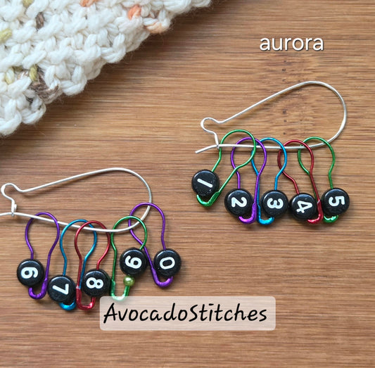 METALLIC BLACK BEAUTIES / Set of 12 / Numbered Bulb Pins Stitch Marker Set / Crochet Knitting Stitch Markers / Notions