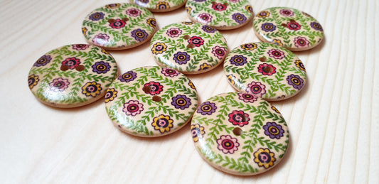 BABY FLOWER MAZE / 30mm / Set of 5 buttons / Wooden Buttons / Sewing Buttons