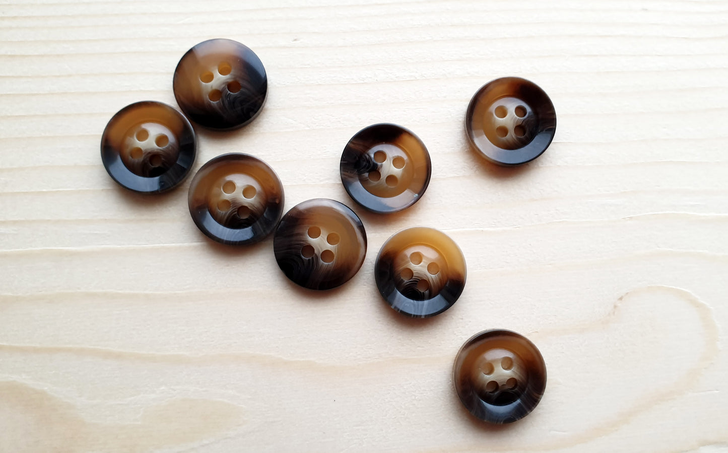 BROWN MOONSTONE / 15-30 mm / Resin Buttons / Sewing Buttons