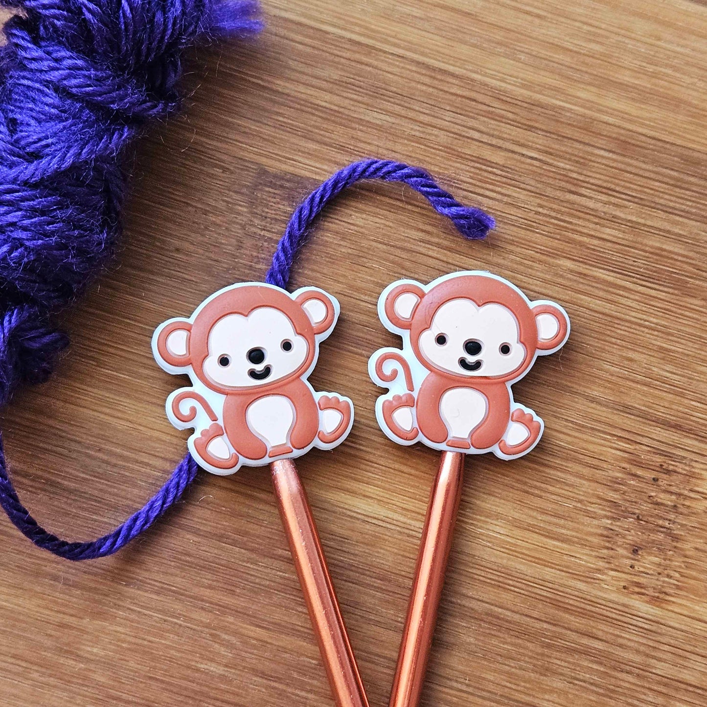 BABY MONKEY STITCH STOPPERS / 2 pieces / Knitting Needle Stoppers / Point Protection / Notions