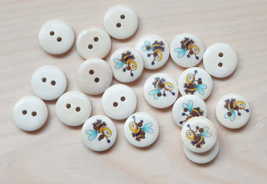 BEE / 15mm - 8 buttons / Wooden Buttons / Sewing Buttons
