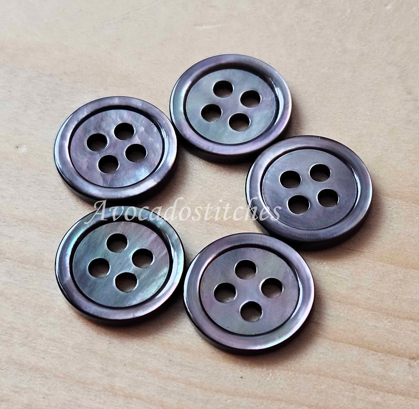 BLACK MOP Seashell Buttons / 11.5mm - 6 buttons / Natural Seashell Buttons / Sewing Buttons