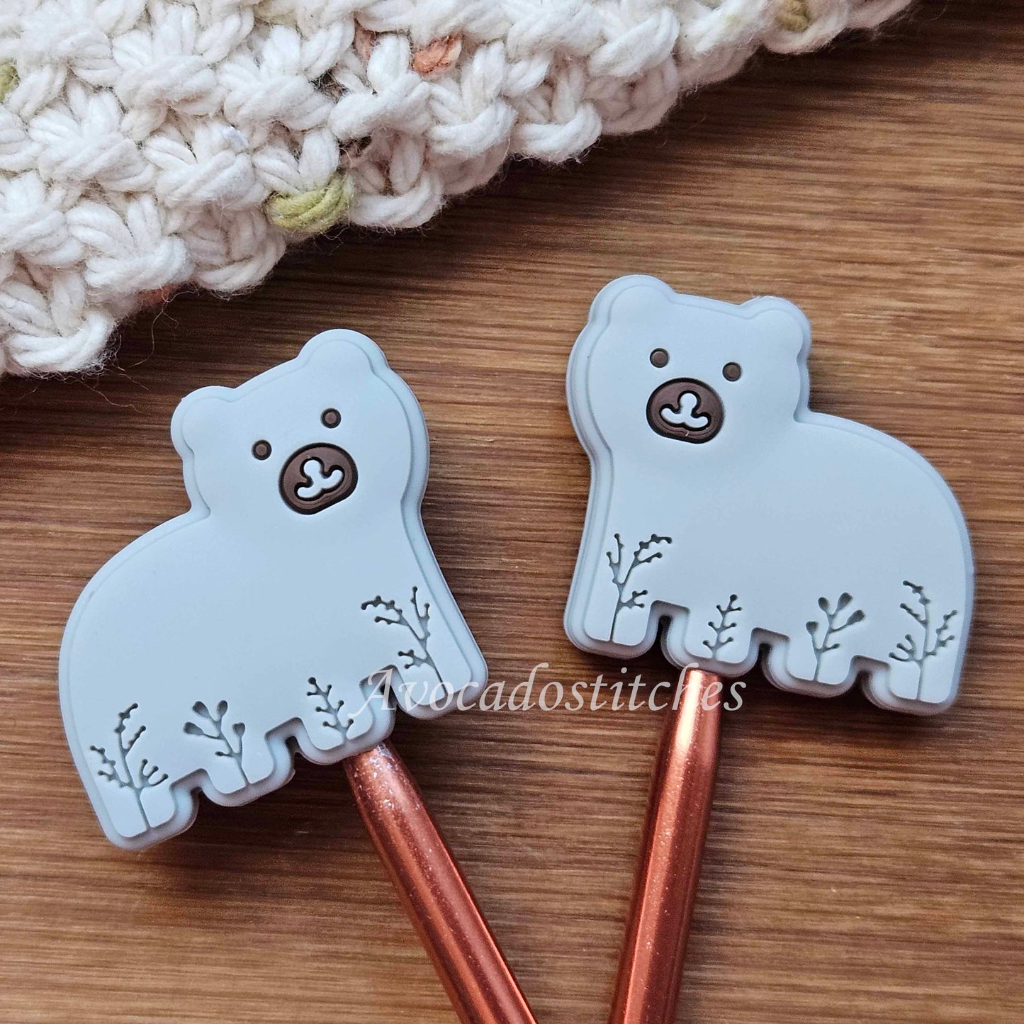 BOTANICAL BEAR Stitch Stoppers / 2 pieces / Knitting Needle Stoppers / Point Protection / Notions