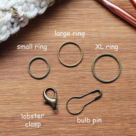 VINTAGE SEWING - 5 pieces / Knitting Crochet Stitch Markers / Notions