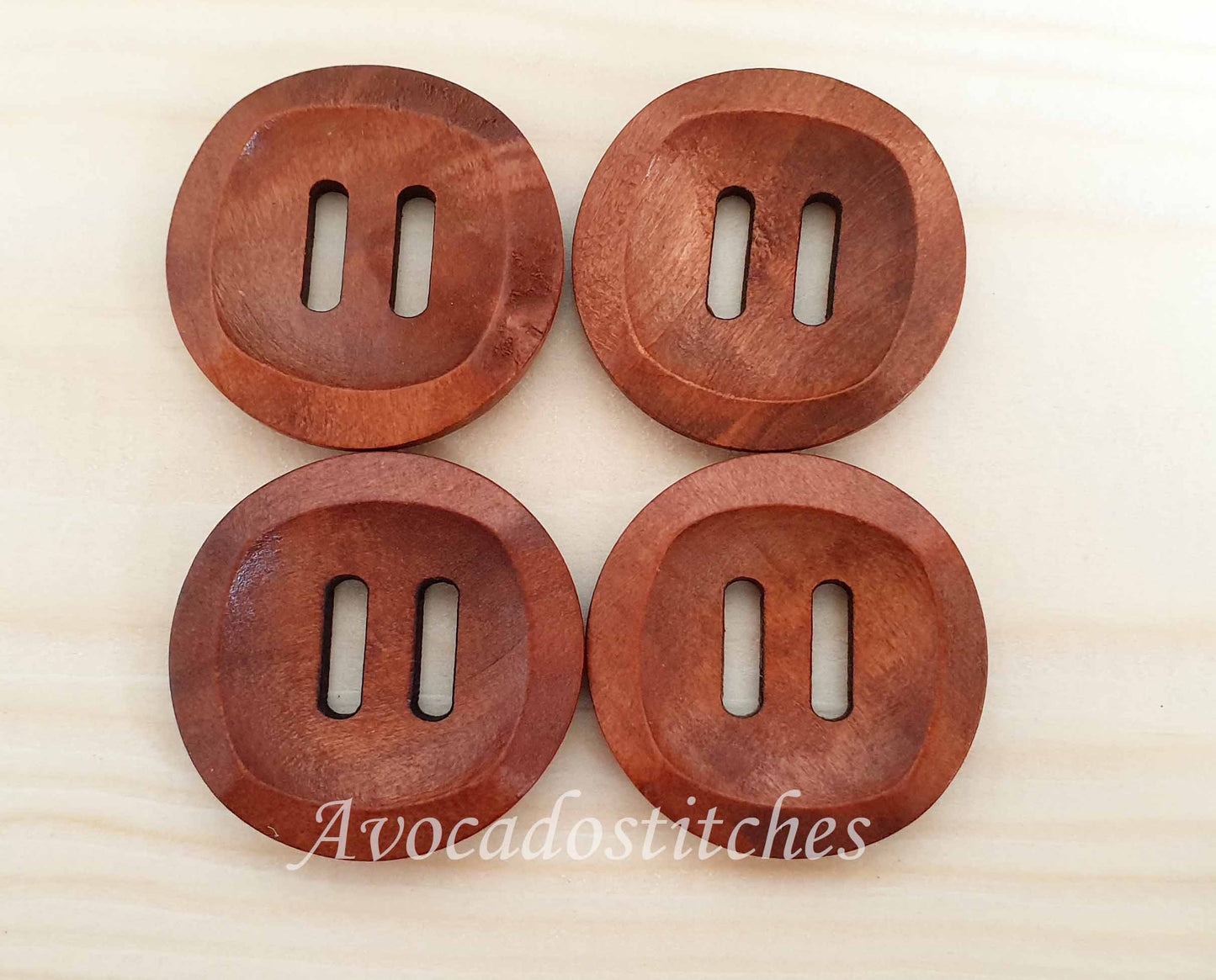 BUCKLE BROWN / 30mm / Set of 6 buttons / Wooden Buttons / Sewing Button