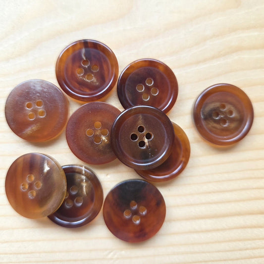 BUFFALO HORN CLASSIC / Light Brown Buffalo Horn Buttons / 15-20mm (Set of 4)