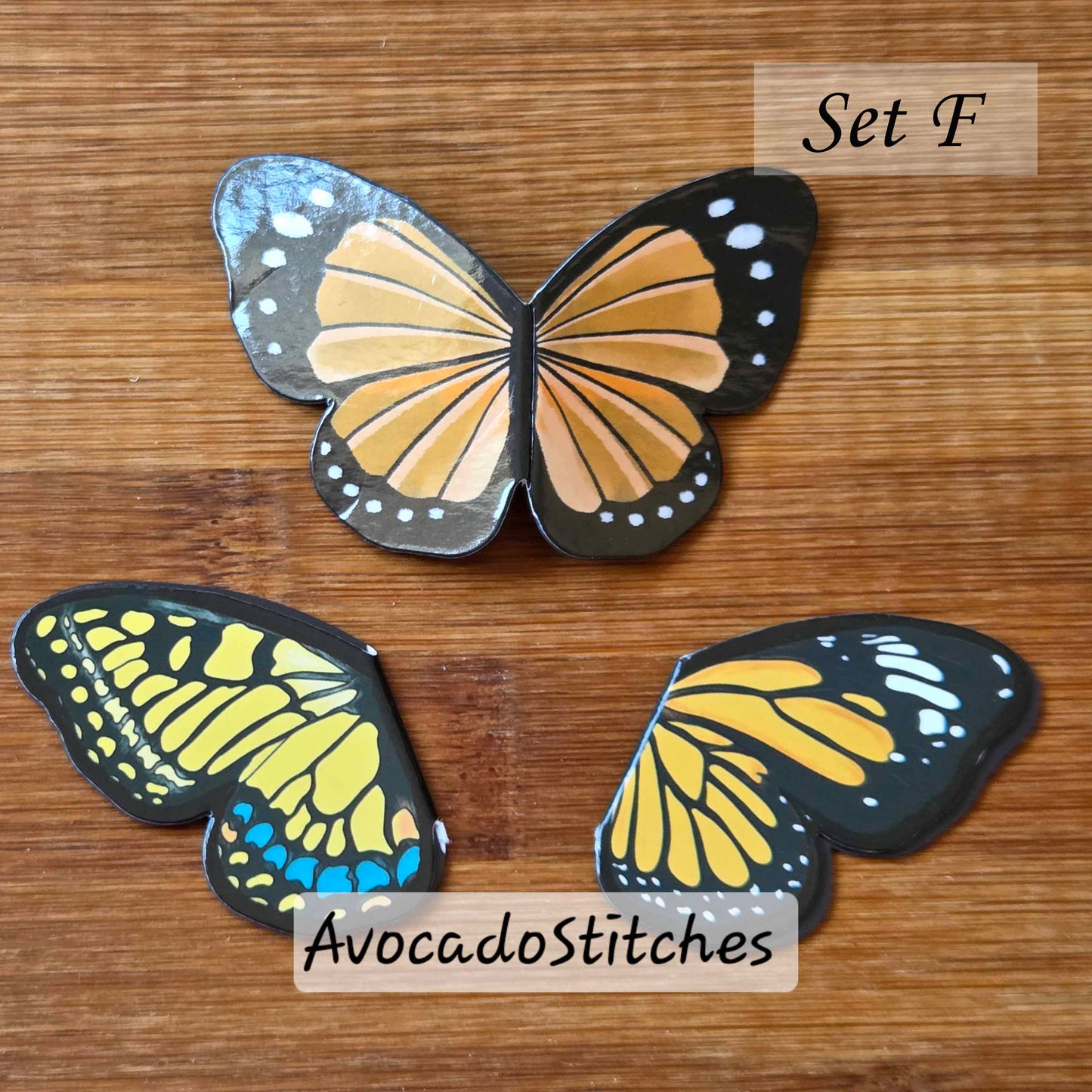 BUTTERFLIES – 3 Pieces / Magnetic Bookmarks