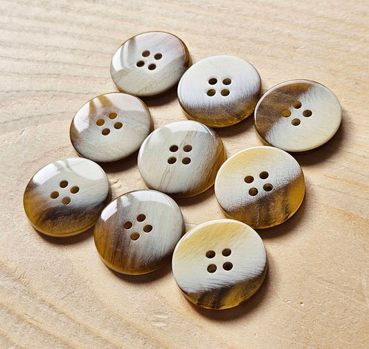 CARAMEL LATTE / 18mm - 6 buttons / Resin Buttons / Sewing Buttons