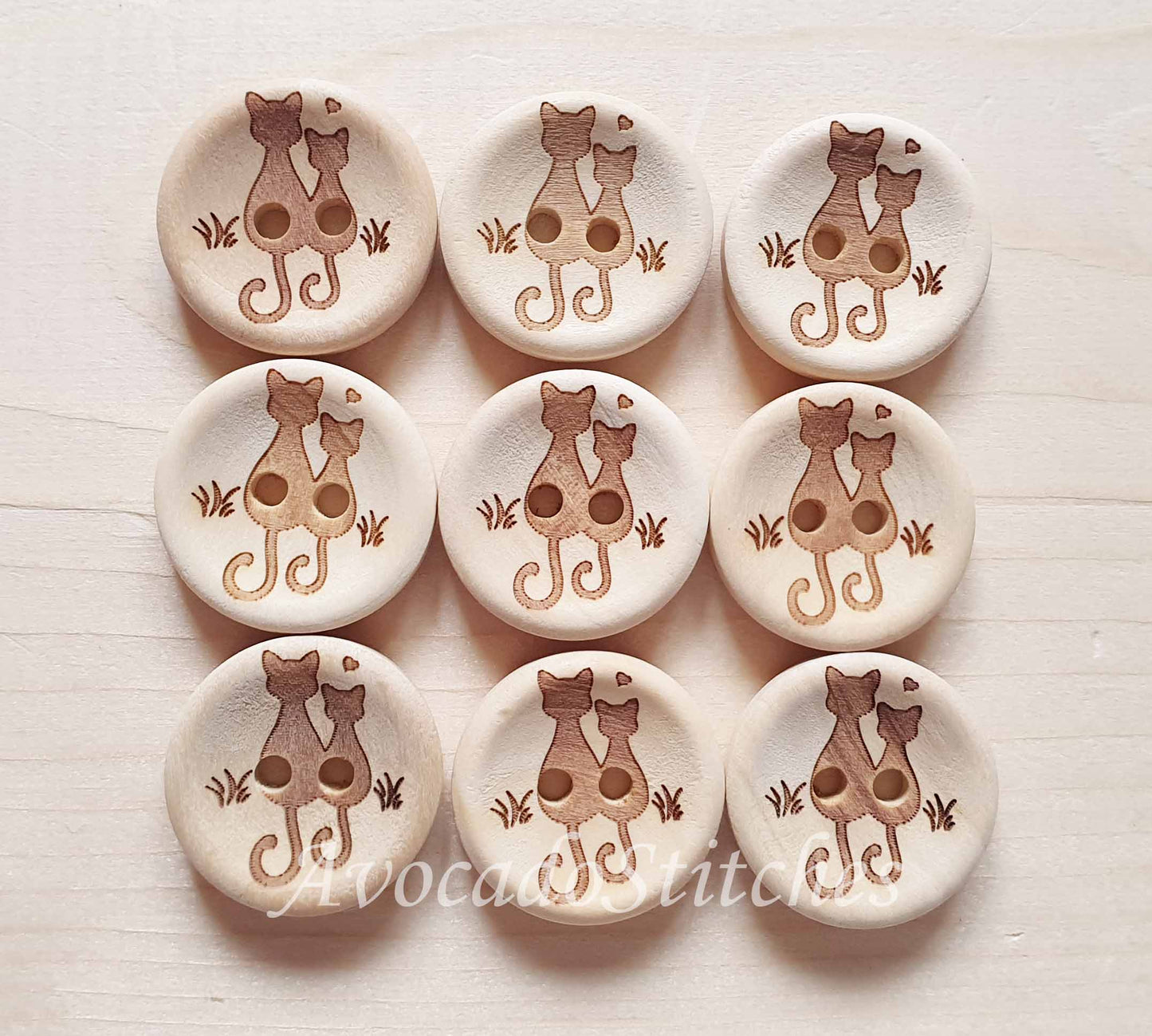 AvoDesigns CAT LOVERS / 15-25mm - 6 buttons / Wooden Buttons / Unvarnished / Sewing Buttons