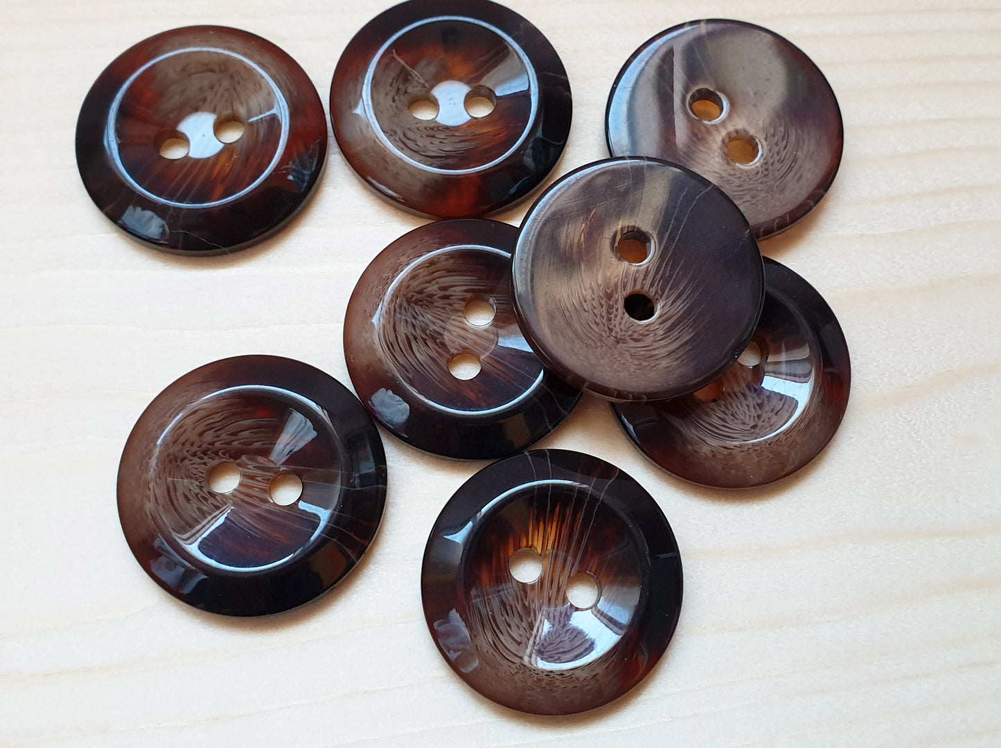 CHOCOLATE SUNDAE / 18-28 mm / Resin Buttons / Sewing Buttons