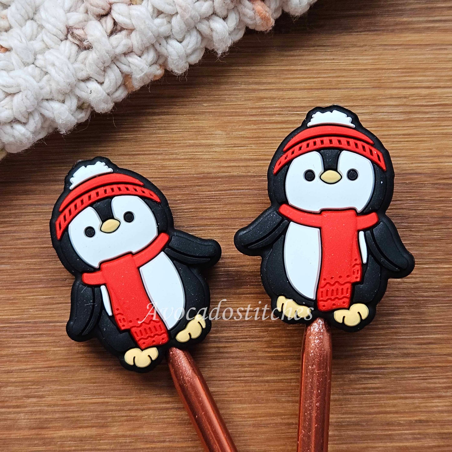 CHRISTMAS PENGUIN Stitch Stoppers / 2 pieces / Knitting Needle Stoppers / Point Protection / Notions