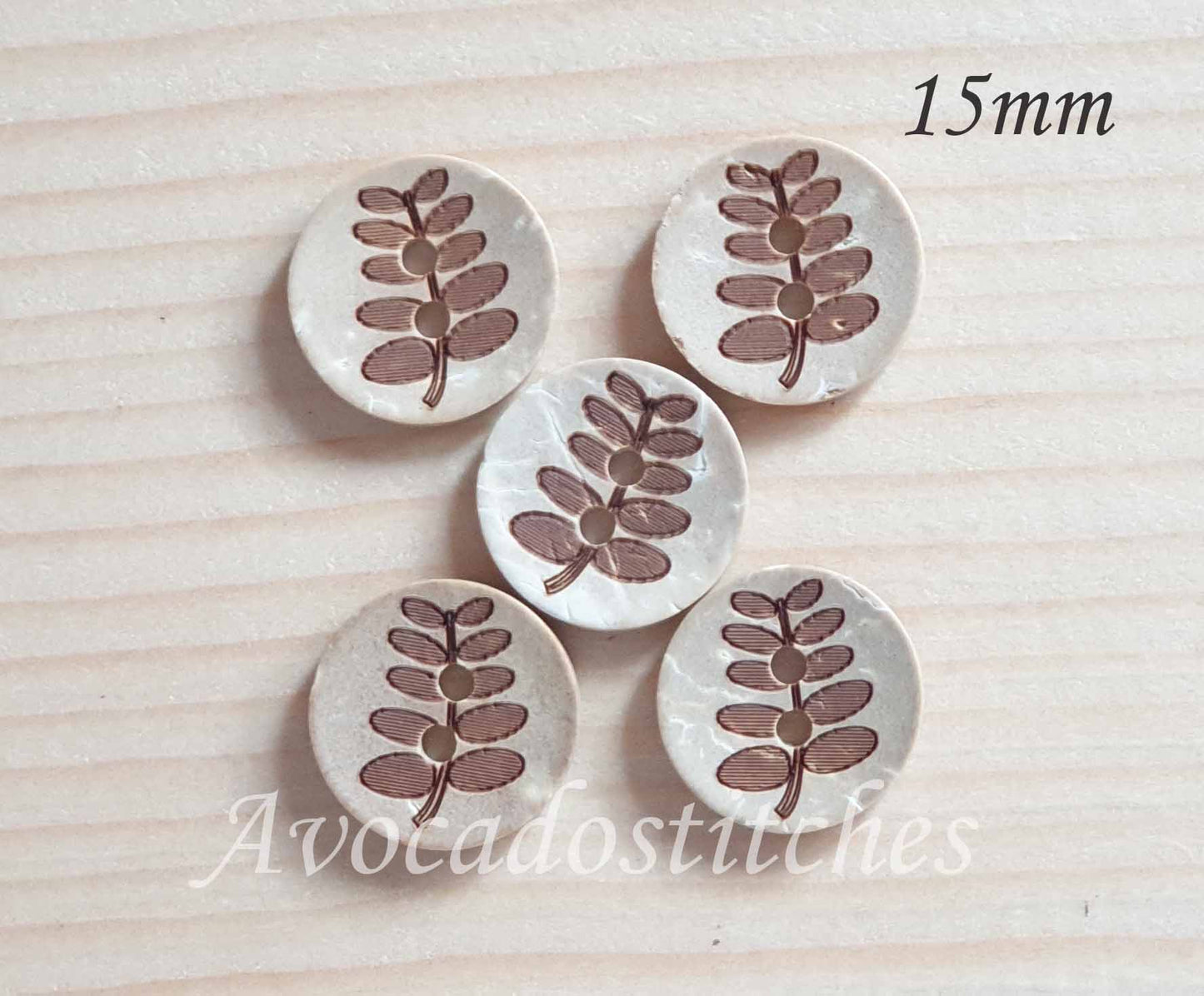 COCO BUTTON FERN / 11-18mm / Coconut Buttons / Sewing Buttons