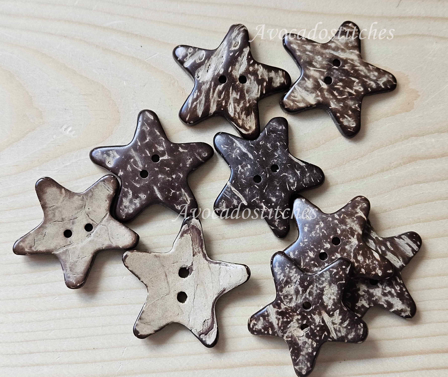 COCO STAR / 37mm / Set of 4 buttons / Coconut Buttons / Sewing Buttons