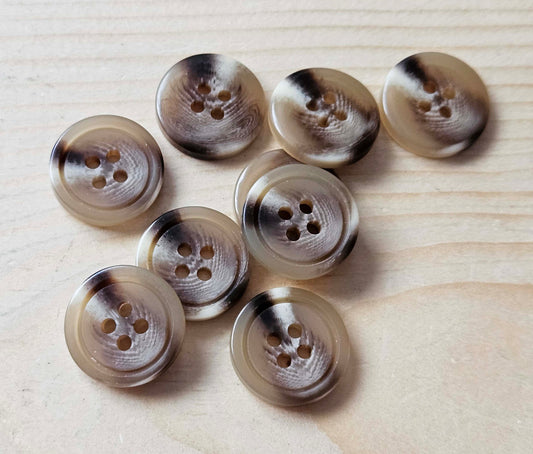COUGAR / 18mm / Resin Buttons / Sewing Buttons