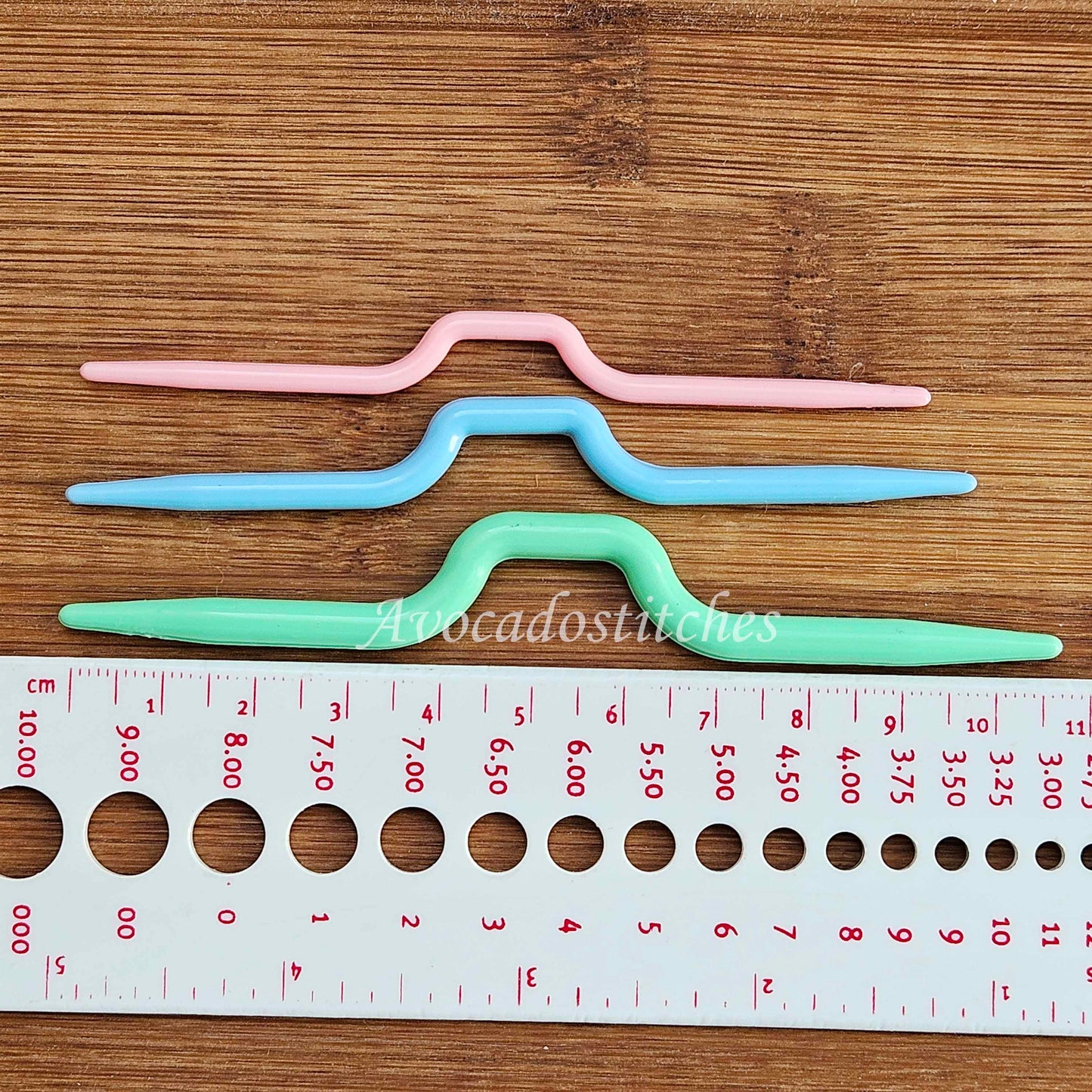 CABLE NEEDLES - 3 pieces / Stitch Holders / Plastic Cable Needles / Knitting Accessories