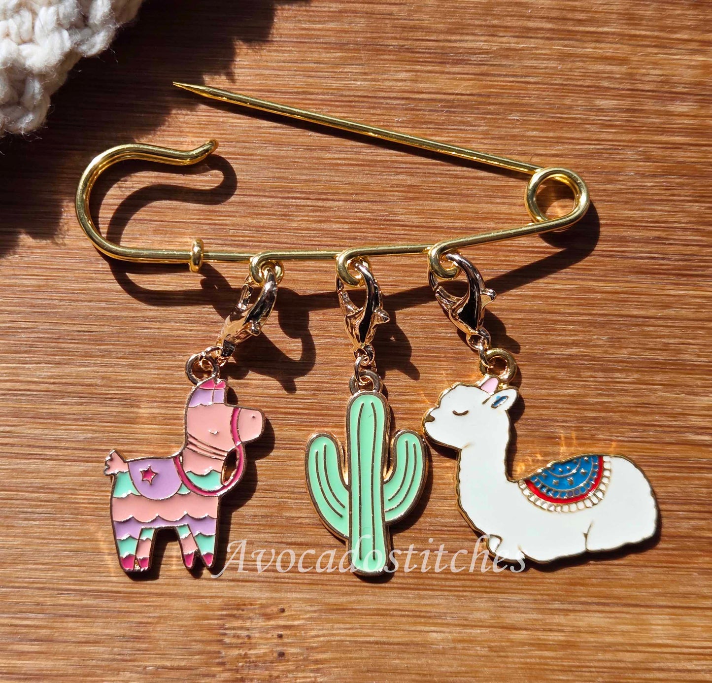 CAMELS & CACTUS – Stitch Marker and Holder Set / Set of 4 / Shawl Scarf Pin Brooch / Knitting Crochet Notion