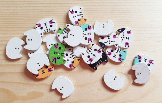 CARTOON CATS / 8 buttons / Wooden Buttons / Sewing Buttons