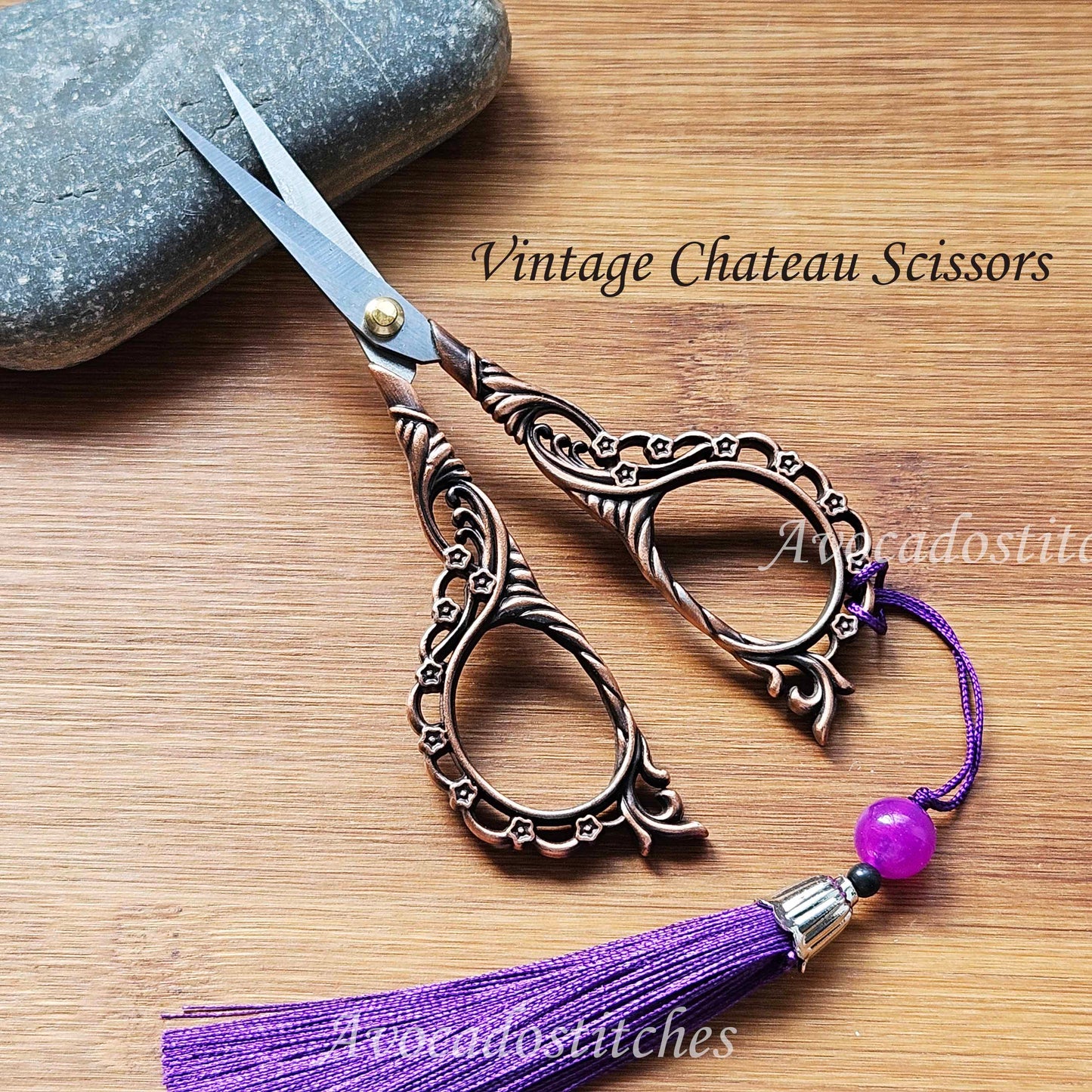 VINTAGE CHATEAU SCISSORS / Yarn Scissors / Knitting Crochet Sewing Crafting Notions Tools