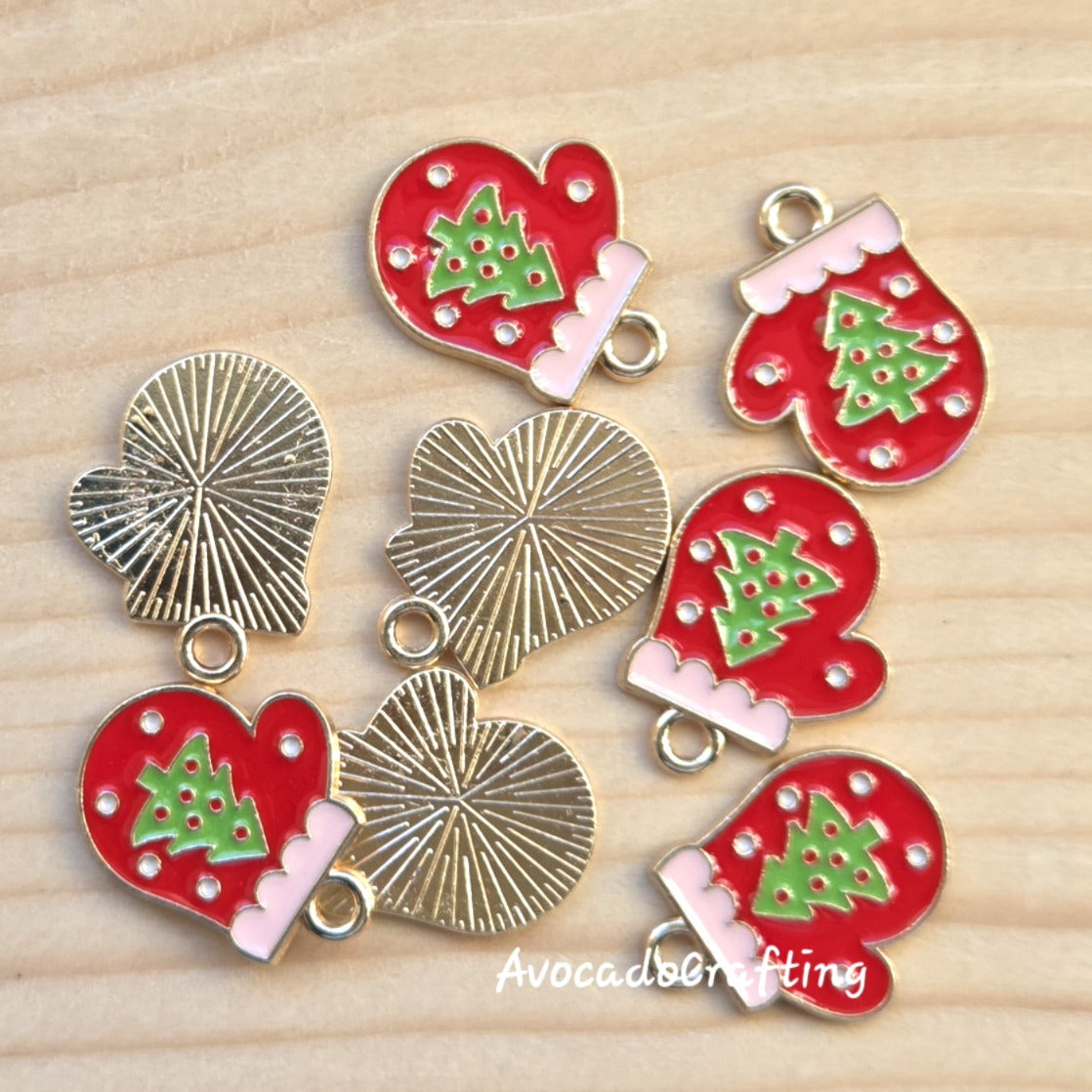 Christmas Mitten Charm / 10 pieces / Jewelry Making