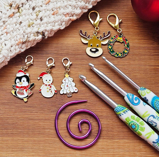 CHRISTMAS PENGUIN & BUGGY Gift Set / Crochet Notion Set / Holiday Gift Set