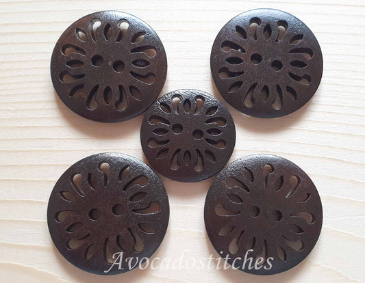 COMMON DAISY DARK BROWN / 25-30mm / Wooden Filigree Buttons / Sewing Buttons
