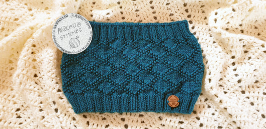 CRISS CROS COWL / Kid Teen Unisex Cowl / Neck Warmer / Snood / Tube Scarf / Handmade in Canada