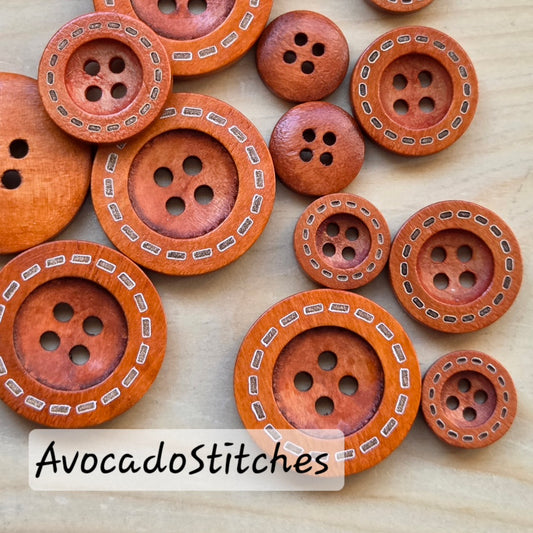 DASH / Pumpkin Spice 4-Hole Wooden Buttons / 12.5-25mm