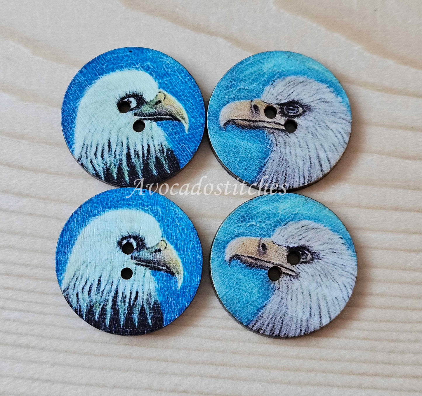 EAGLE & HAWK / 25mm / Wooden Buttons / Sewing Buttons