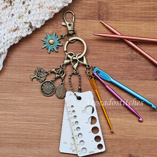 ECHOES of NATURE Essential Emergency Knitting & Crochet Keychain Kit / Knitting Notion Kit