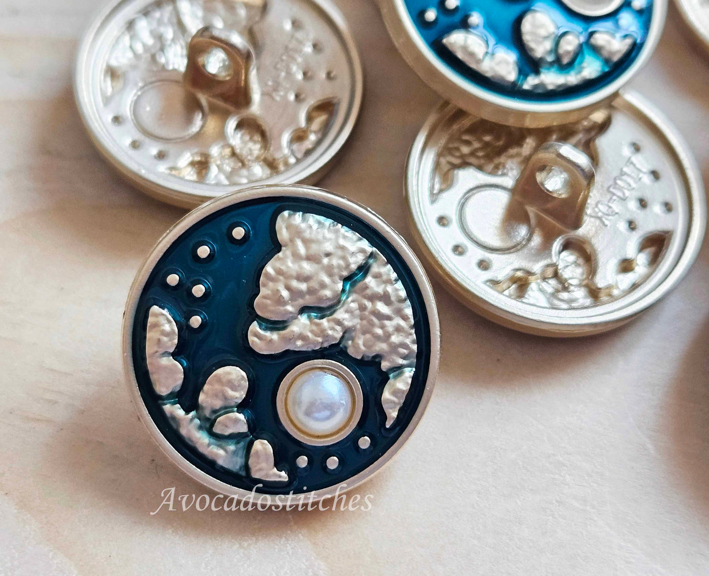 EMERALD SKY (Golden Sun) / 20mm - 4 buttons / Metal Shank Buttons / Sewing Buttons