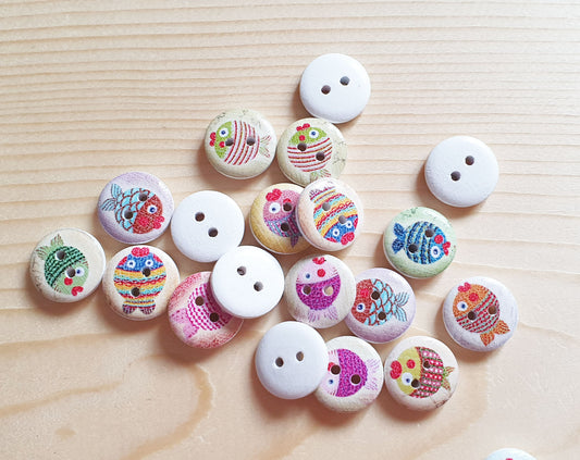 FISH ART / 15mm - 8 buttons / Wooden Buttons / Sewing Buttons