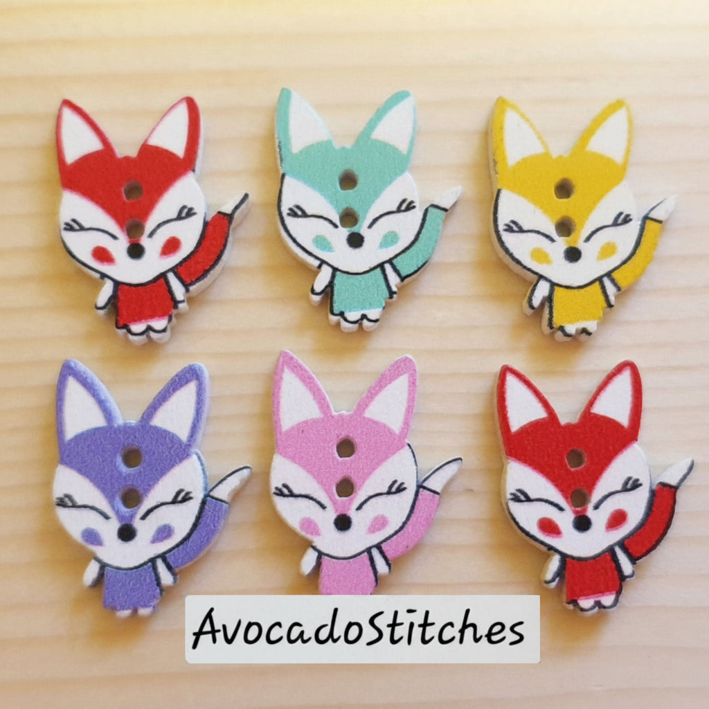 Clearance // FOX / Wooden Buttons (Set of 8)