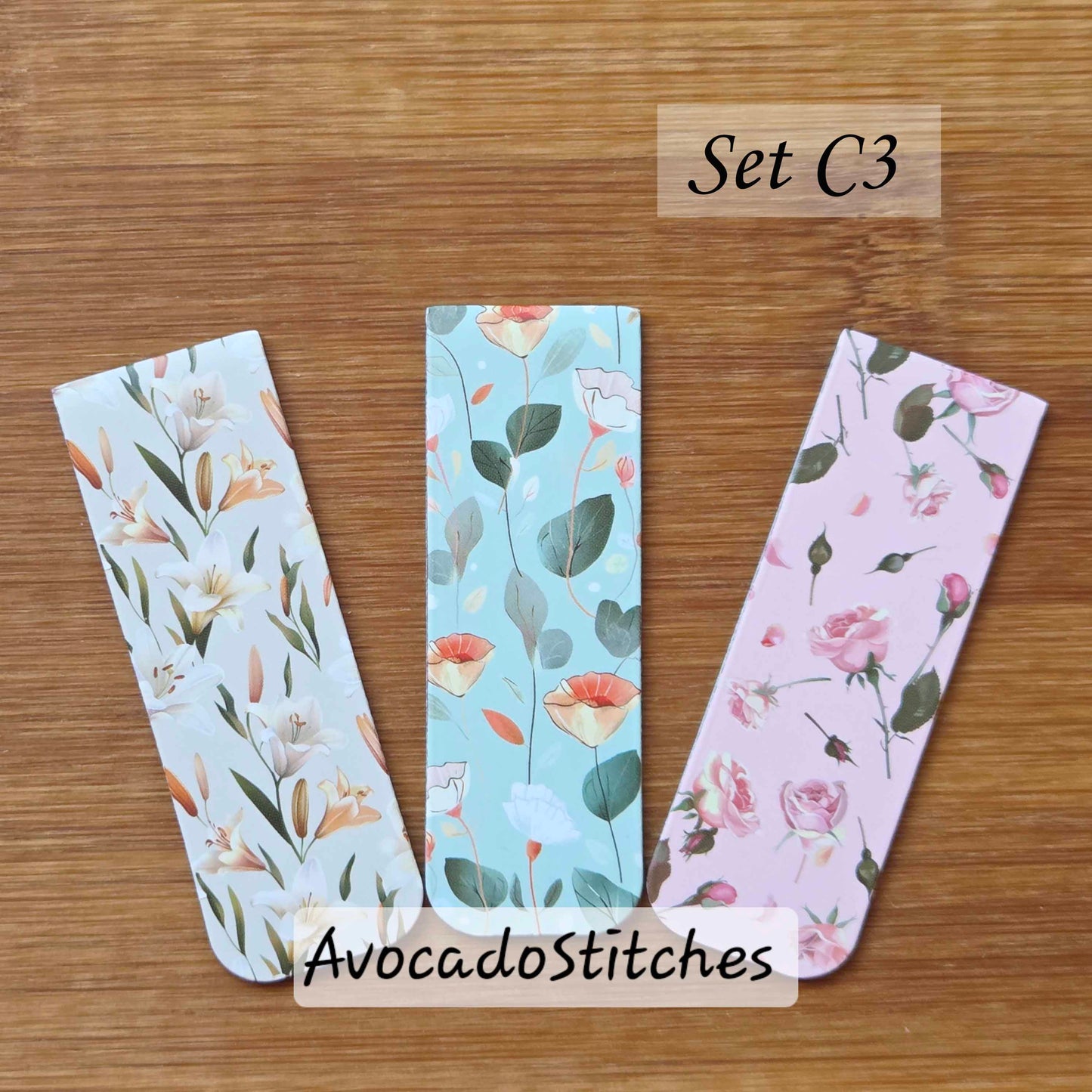 FLORAL FADE – 3 Pieces / Magnetic Bookmarks / Pastel Flower Series