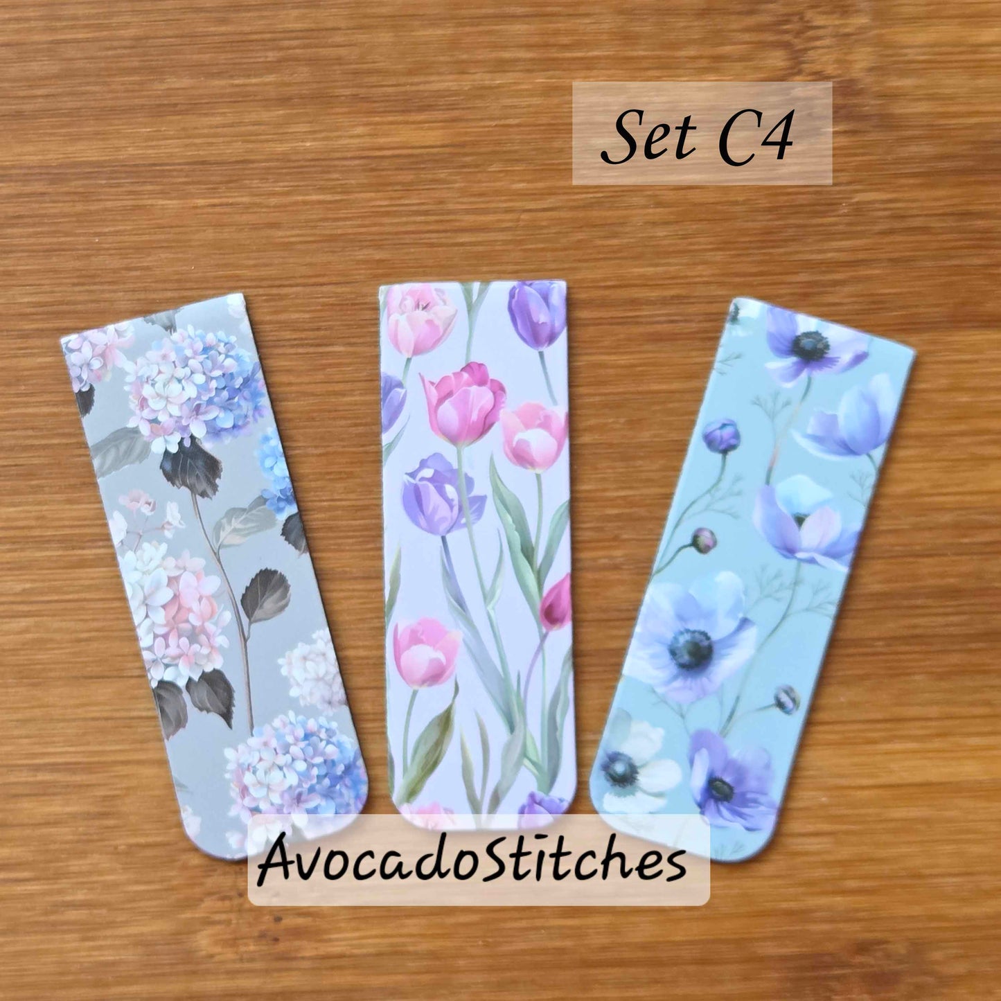 FLORAL FADE – 3 Pieces / Magnetic Bookmarks / Pastel Flower Series