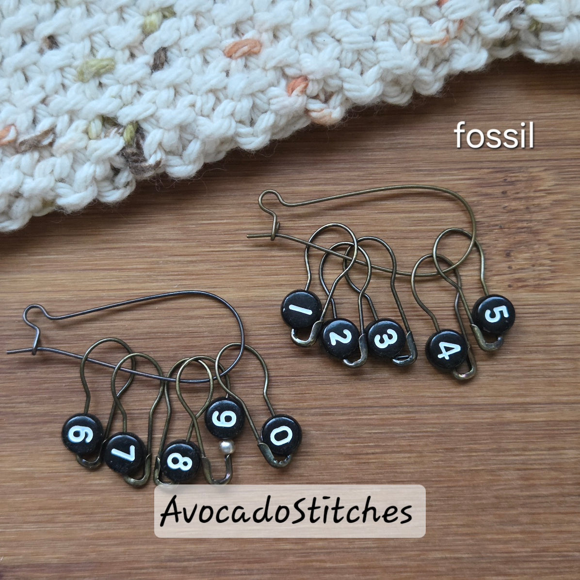 METALLIC BLACK BEAUTIES / Set of 12 / Numbered Bulb Pins Stitch Marker Set / Crochet Knitting Stitch Markers / Notions