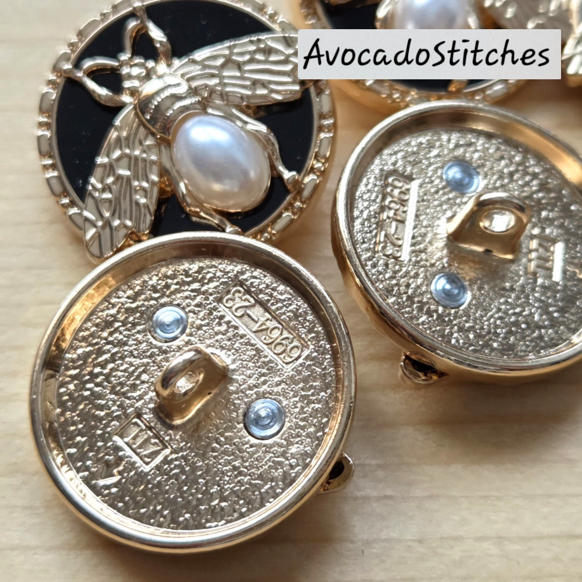 GOLDEN HIVE NOIR / 23mm - 2 buttons / Metal Shank with Imitation Pearls Buttons / Sewing Buttons