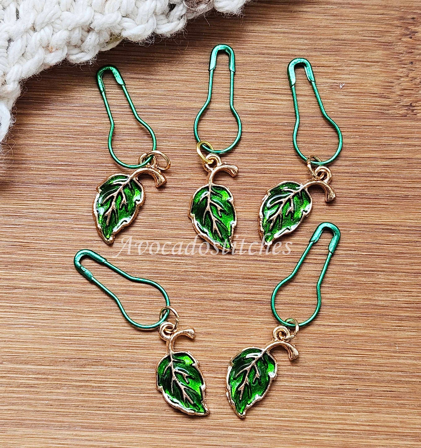 GREEN LEAF - 5 pieces / Knitting Crochet Stitch Markers / Notions