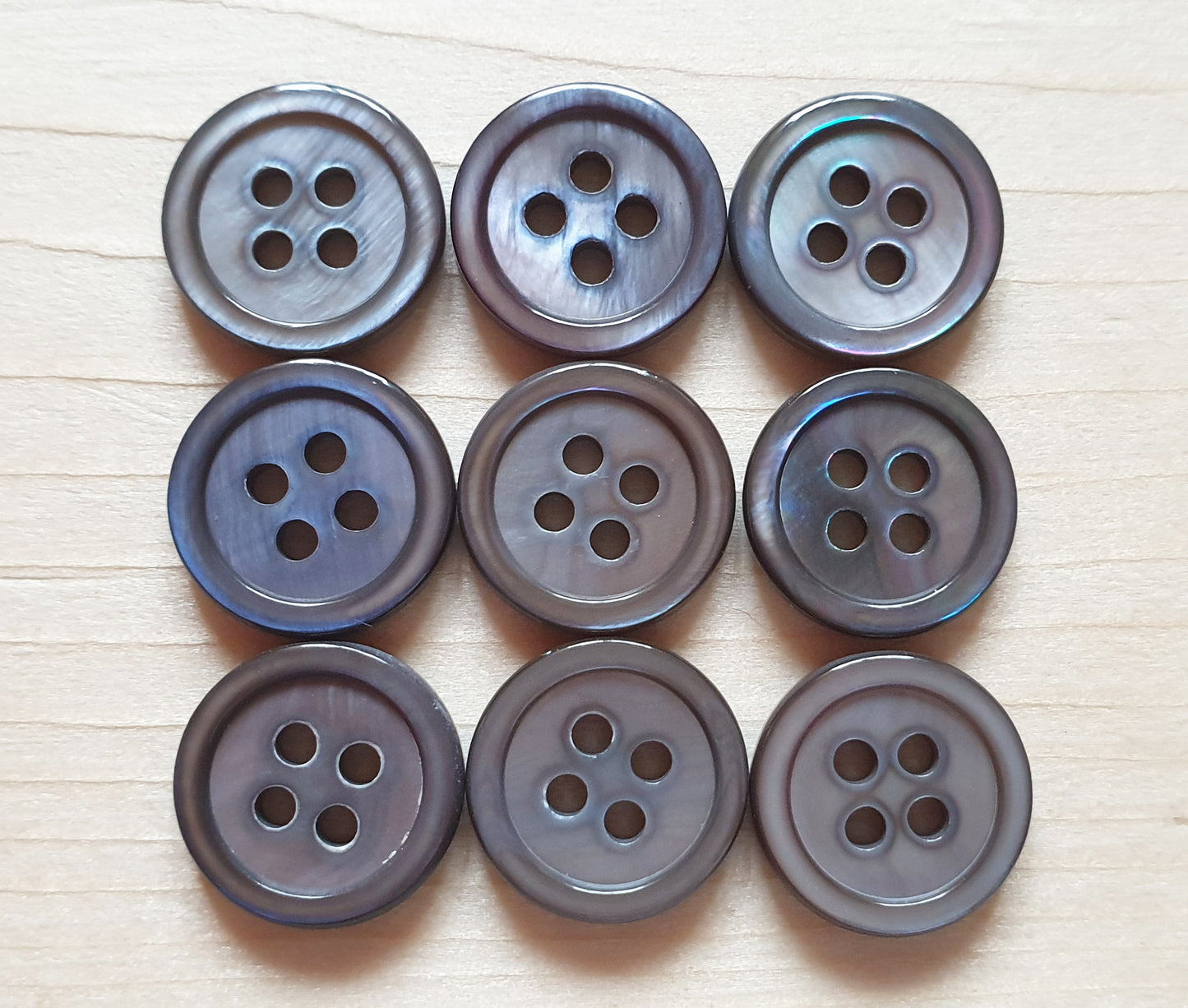 4-HOLE GREY Seashell Buttons / 11.5mm / MOP Shell Buttons / Sewing Buttons