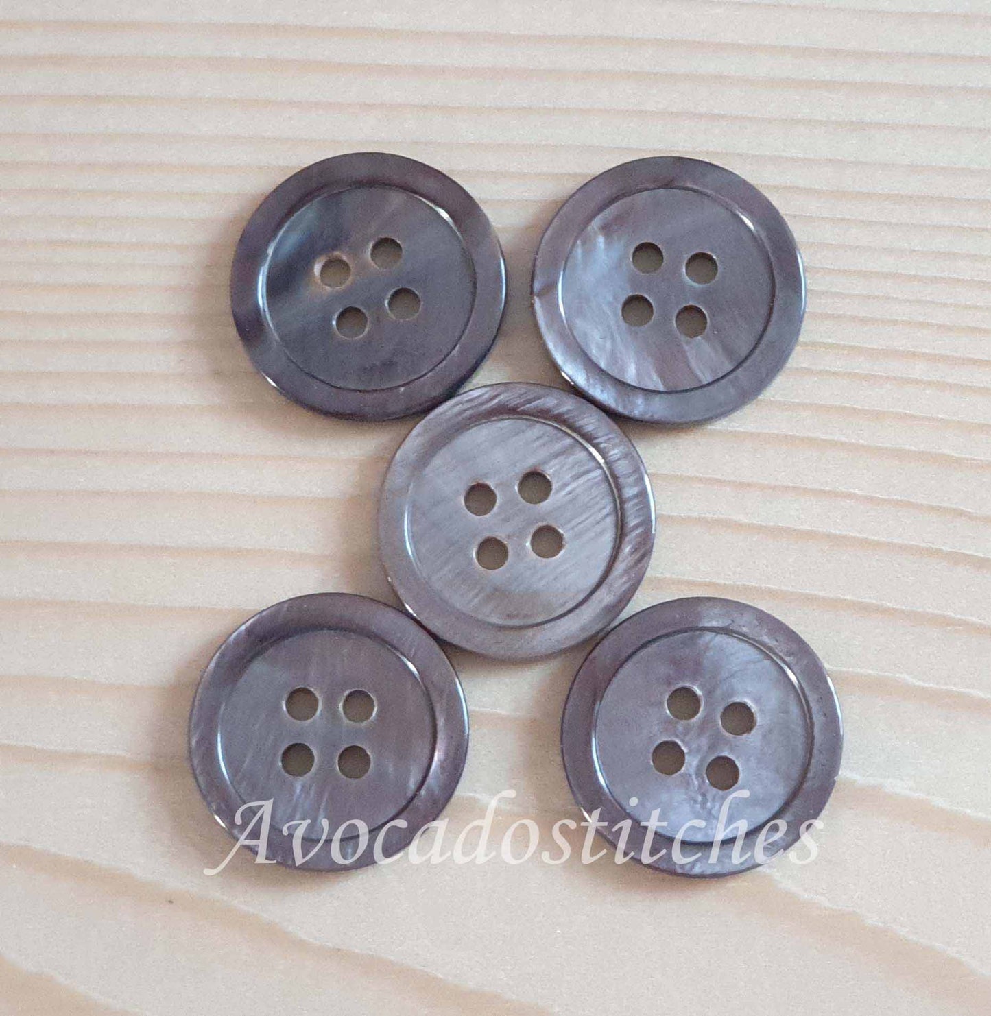 4-HOLE GREY (brownish) SEASHELL BUTTONS / 10-25mm / MOP Shell Buttons / Sewing Buttons
