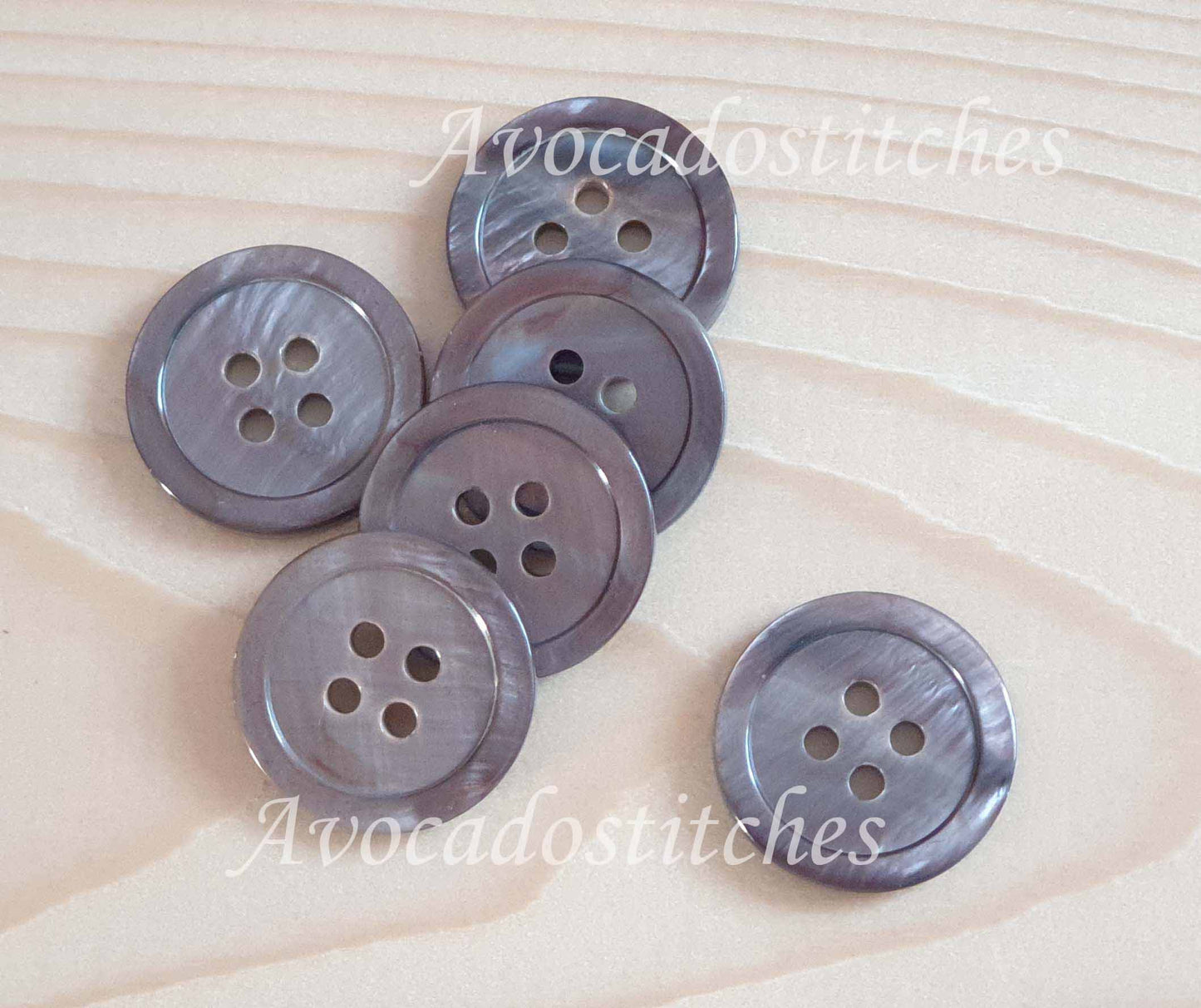 4-HOLE GREY (brownish) SEASHELL BUTTONS / 10-25mm / MOP Shell Buttons / Sewing Buttons