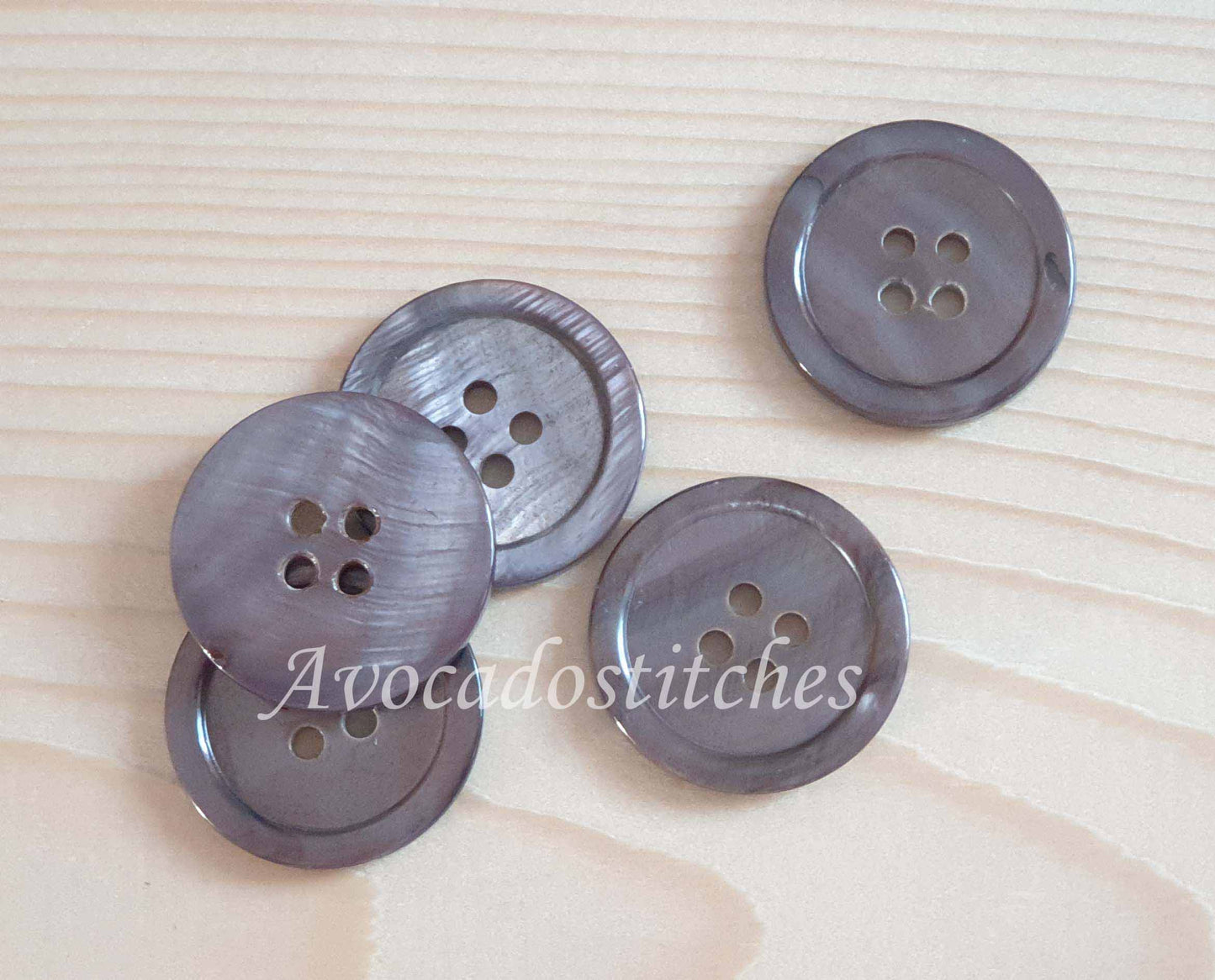 4-HOLE GREY (brownish) SEASHELL BUTTONS / 10-25mm / MOP Shell Buttons / Sewing Buttons