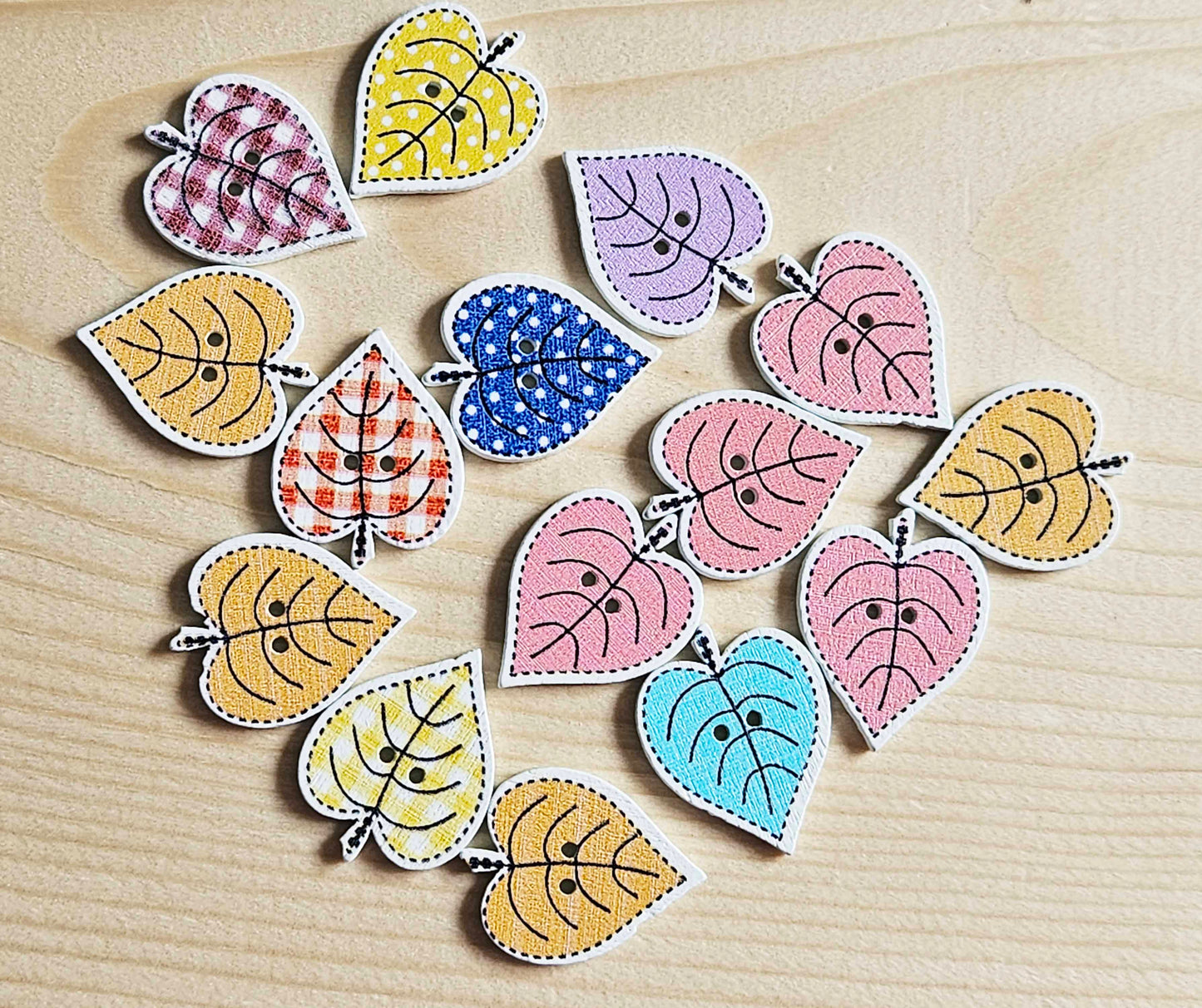 HEART LEAF / 19*25mm / 8 buttons / Wooden Buttons / Sewing Buttons