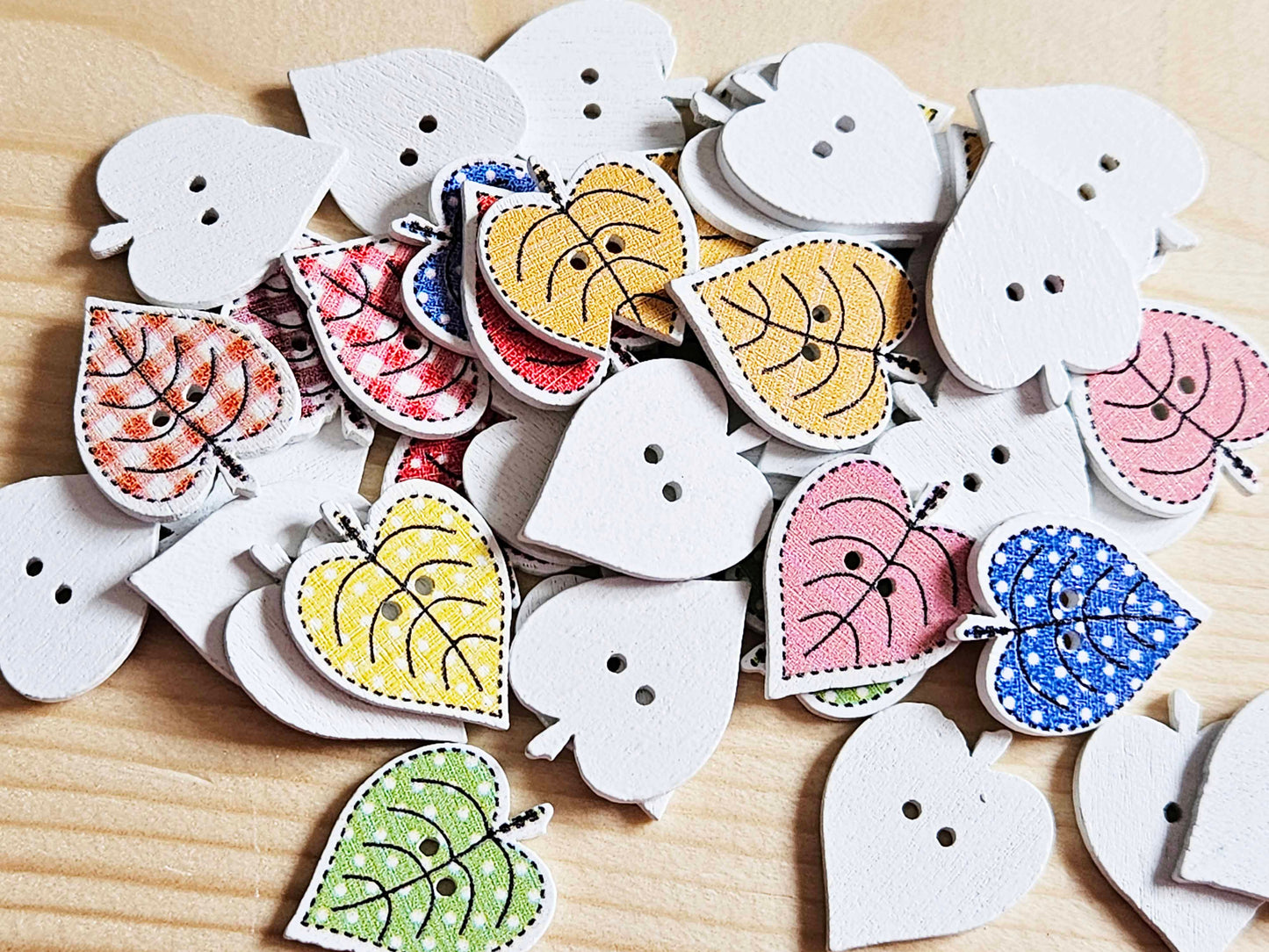 HEART LEAF / 19*25mm / 8 buttons / Wooden Buttons / Sewing Buttons