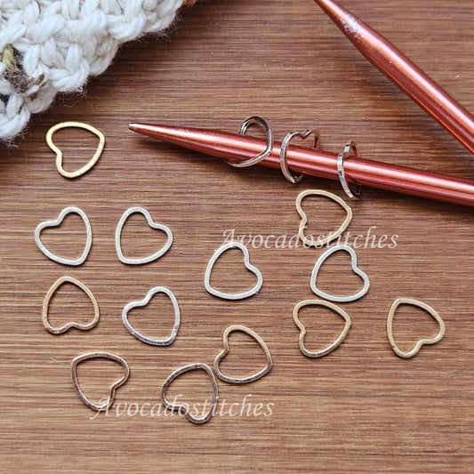 Clearance // HEART Stitch Markers / 10*10mm Small / Set of 6 / Knitting Notions