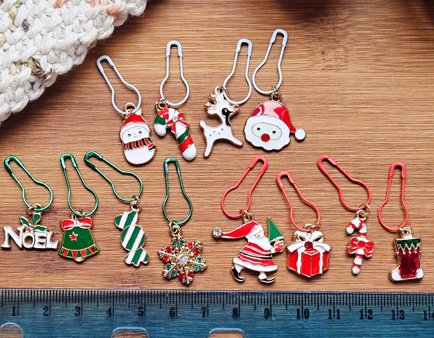Clearance // HOLIDAY SET - 12 pieces (Bulb Pin Set) / Knitting Crochet Stitch Markers / Notions