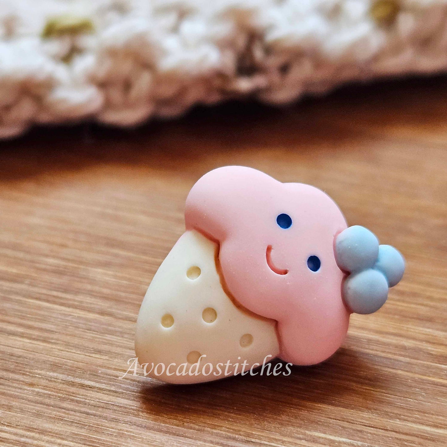 ICECREAM - Pink / 24*18mm / 4 buttons / Resin Shank Buttons / Sewing Buttons